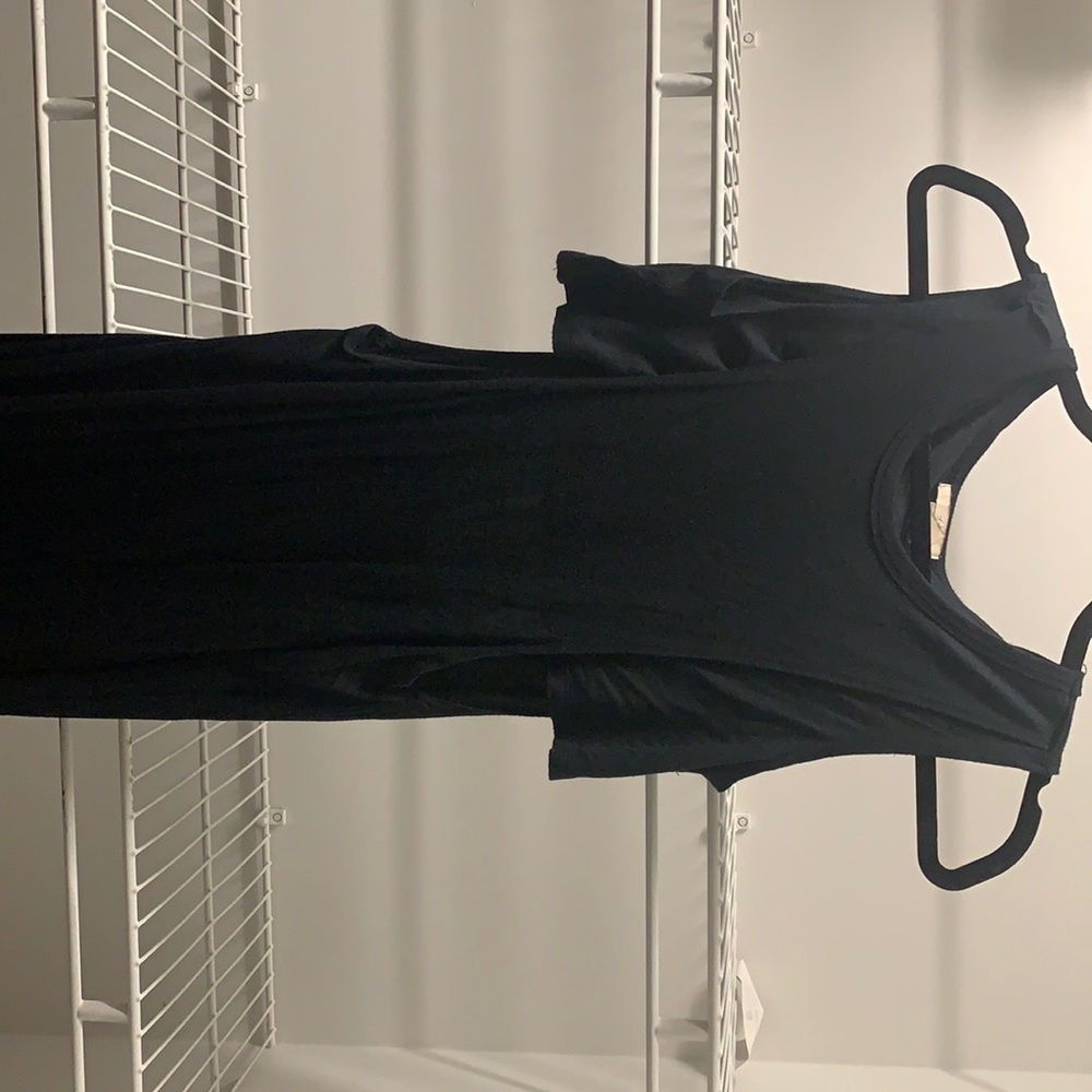H&M:: Casual cutout dress
